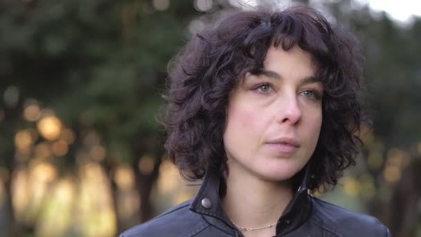 Young Thoughtful Woman Face — Stock Video