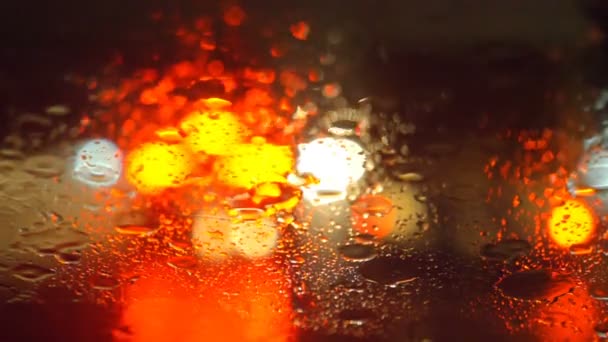 Regenachtige Nacht Steden Verkeer Voorzichtigheid Auto Rijden Bij Regenachtige Nacht — Stockvideo