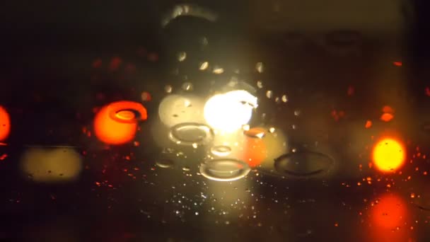 Deszczowa Noc Miasta Korki Ostrożność Jazda Samochodem Deszczowe Noce Mieście — Wideo stockowe