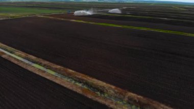 Drone görünümü alan sulama