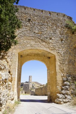 Şehir, kale ve marsh alarcon