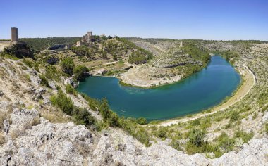 Şehir, kale ve marsh alarcon