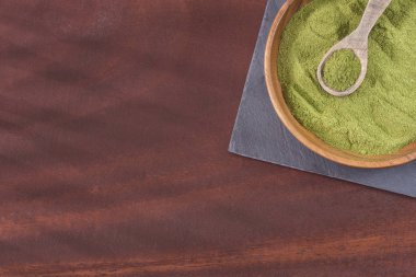 Moringa tozu - Moringa oleifera. Üstte görüntü