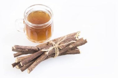 Ayurveda ot meyan kökü kök, meyan kökü, Mulethi veya Glycyrrhiza glabra kök