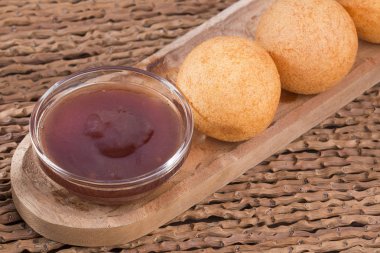 Bunuelos ana yemek Noel sezonunda - Bunuelos Kolombiyalı geleneksel gıda