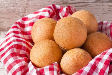 Bunuelos ana yemek Noel sezonunda - Bunuelos Kolombiyalı geleneksel gıda