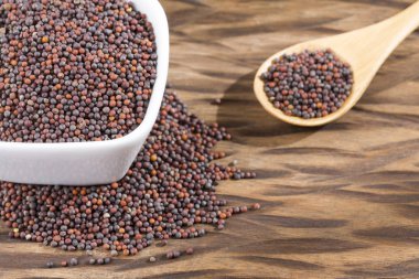 siyah hardal tohumu bir kâse yakın çekim