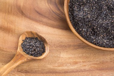 Organik tohumları siyah susam - Sesamum indicum.