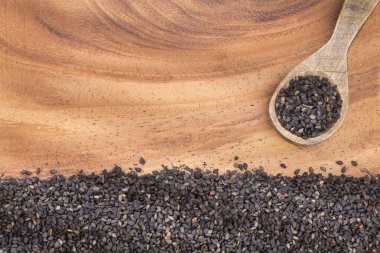 Organik tohumları siyah susam - Sesamum indicum.