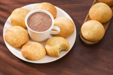Almojabana, geleneksel Kolombiya yiyecek - içecek çikolata