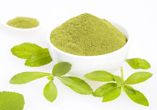 Friss Zöld Stevia Növény Kivonat Por Stevia Rebaudiana Fehér Háttér — Stock Fotó
