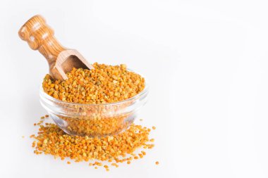 Arı polen taneleri - beyaz arka plan