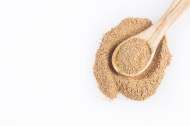 Toz tarçın kahverengi - ince öğütülmüş. Tarçın verum