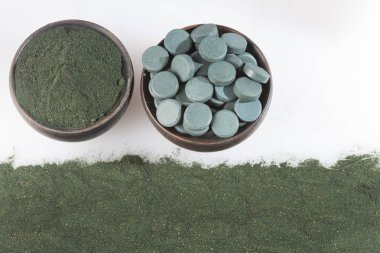 Spirulina tozu ve spirulina hap