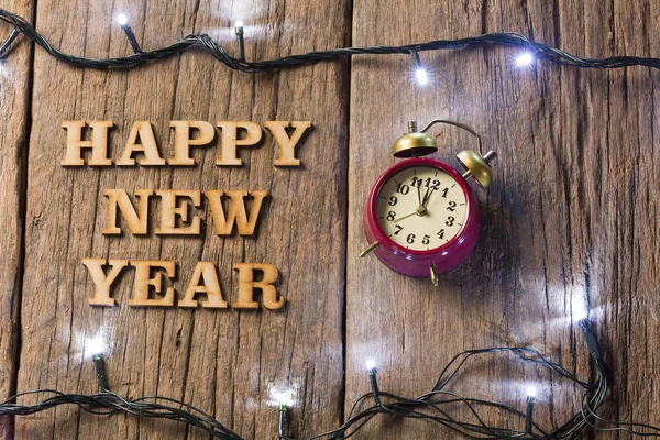 Feliz Año Nuevo Fondo Madera Reloj Despertador —  Fotos de Stock