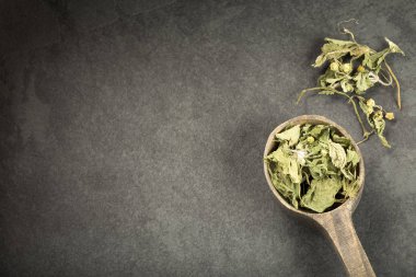 Guasca - Galinsoga parviflora kurutulmuş yaprakları Kuru