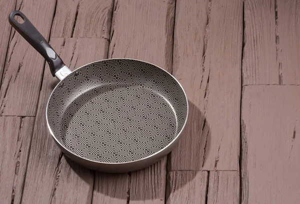 Black Frying Pan Wooden Background — Stock Photo, Image