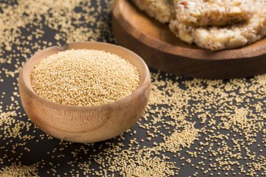 Solmayan çiçek tohumu ve barlar - Amaranthus