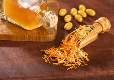 Calendula kapsül. Alternatif Tıp - Calendula officinalis