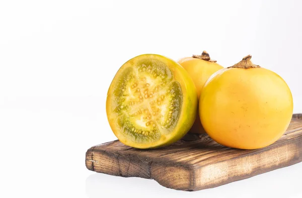 Lulo delicious tropical fruit - Solanum quitoense — Stock Photo, Image