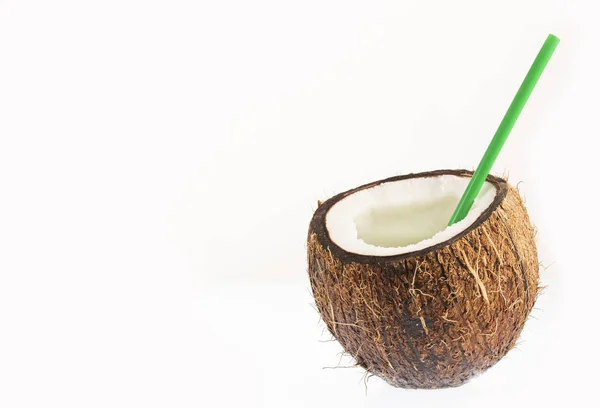 Kókuszdió lé, kókusz víz ital - Cocos nucifera — Stock Fotó