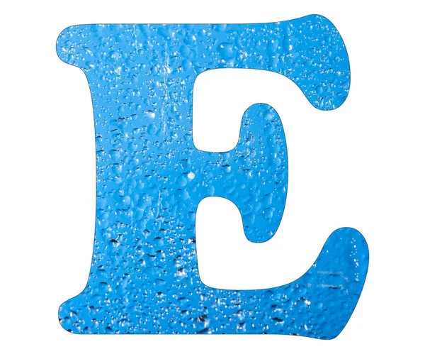 Літера E, блакитні краплі води - білий фон — стокове фото