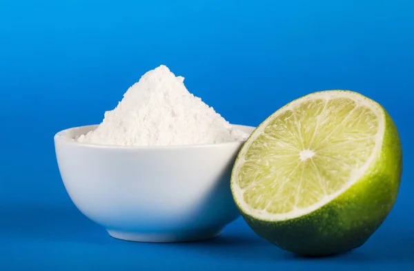 Limón y bicarbonato de sodio — Foto de Stock