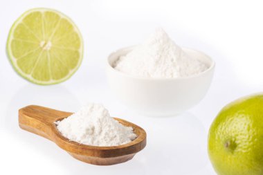 Pişirme soda (sodyum bikarbonat) ve limon - narenciye × latifolia