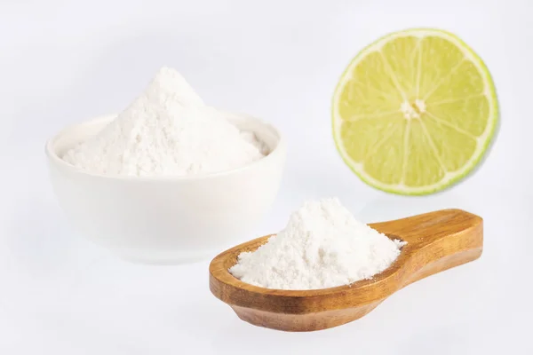 Soda para hornear con limón - Citrus latifolia — Foto de Stock