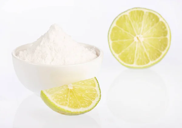 Soda para hornear con limón - Citrus jalá latifolia — Foto de Stock