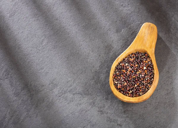 Seeds of black quinoa - Chenopodium quinoa. Top view — Stock Photo, Image