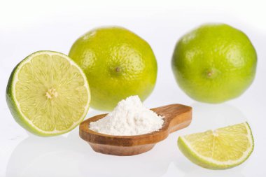 Kabartma tozu ile karışık limon vücuda büyük faydalar getiren basit bir ilaçtır. Metin alanı