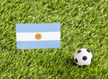 Stadyumda futbol topu ile Arjantin Ulusal bayrağı - Metin alanı