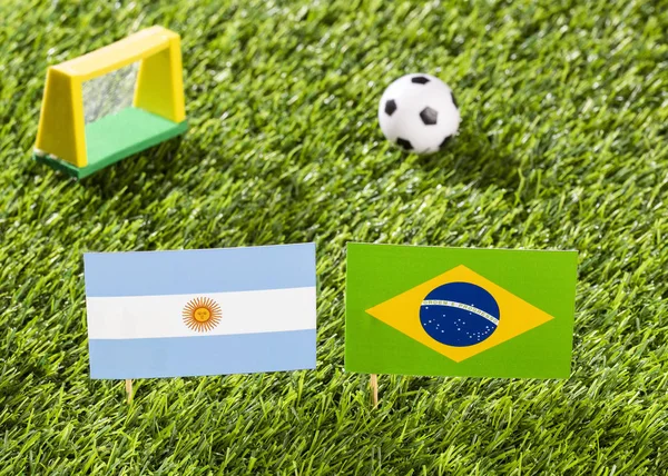 Bandera de Brasil y Argentina en el estadio de fútbol - Copa América torneo de fútbol conmebol Brasil — Foto de Stock