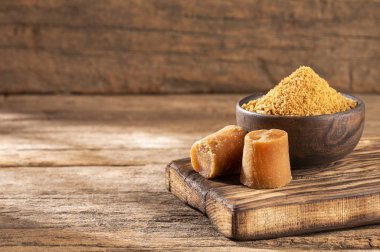 Panela veya şeker kamışı şekeri - Saccharum officinarum. Metin uzayı