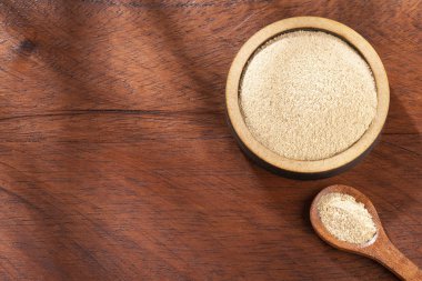 Organik maca tozu - Lepidium meyenii. Metin uzayı