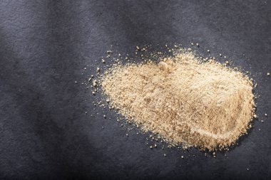 Organik maca tozu - Lepidium meyenii. Metin uzayı