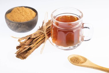 Uncaria tomentosa-Perulu bitki kedi pençe.