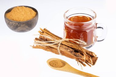 Uncaria tomentosa-Perulu bitki kedi pençe.