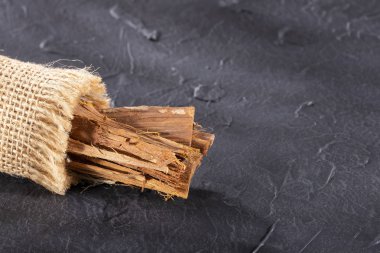 Uncaria tomentosa-Perulu bitki kedi pençe.