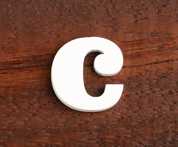 Lettere minuscole c - Pezzo in legno — Foto Stock