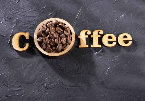 Rostade ekologiska kaffebönor - Coffea — Stockfoto