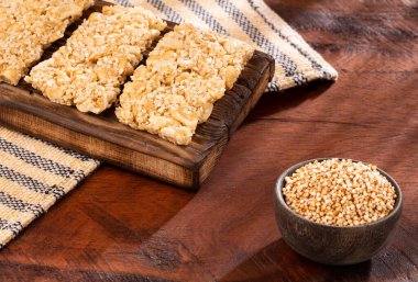 Amaranthus 'lu tahıl gevreği çubuğu