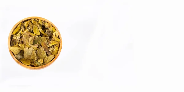 乾燥したペルーのコカはボウルに葉 Erythroxilum Coca — ストック写真