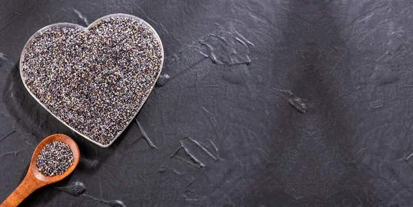 Σπόροι Παπαρούνας Σχήμα Καρδιάς Papaver Somniferum — Φωτογραφία Αρχείου