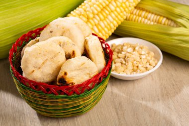 Lezzetli Kolombiya Mısırları - Kolombiya Kahvaltısı