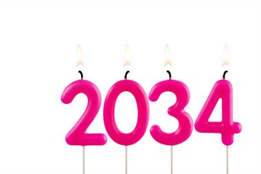 Mutlu yıllar için 2034 numaralı mum - Beyaz arka planda yeni yıl arifesi kutlaması