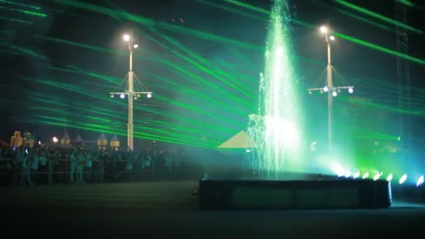 Феєрверк Вечірньому Місті Вітаємо Свято Ювілей Люди Місто Вечір — стокове відео