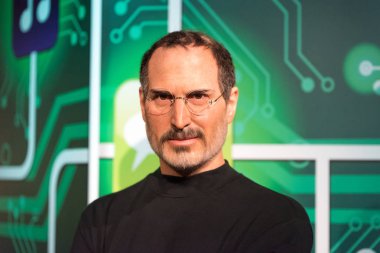 Istanbul, Türkiye - 16 Şubat 2017: Steve Jobs balmumu şekil Madame Tussauds balmumu Müzesi'nde. Steve Jobs kurucu, Başkan ve CEO Apple Inc yapıldı..