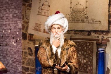 Istanbul, Türkiye - 16 Şubat 2017: Mimar Sinan balmumu şekil Madame Tussauds Müzesi'nde. Mimar Sinan baş Osmanlı mimarı ve inşaat mühendisi (16. yüzyıl Osmanlı İmparatorluğu'nda yapıldı.)